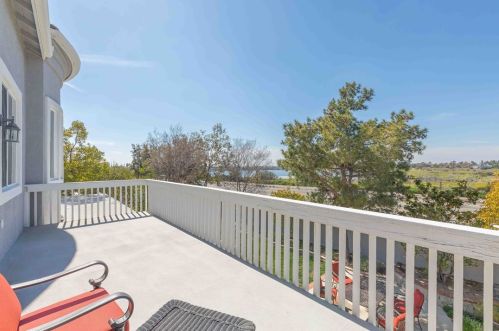 950 Big Sky Ln, Orange, CA 92869-1959