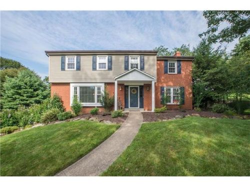 121 Evans Dr, Canonsburg, PA 15317-2703