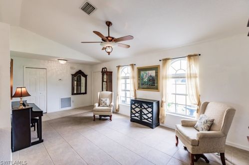 2733 4th Ter, Cape Coral, FL 33991-1126