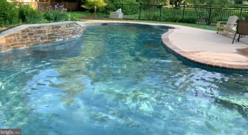 205 Lippincott Ave, Riverton NJ  08077-1309 exterior