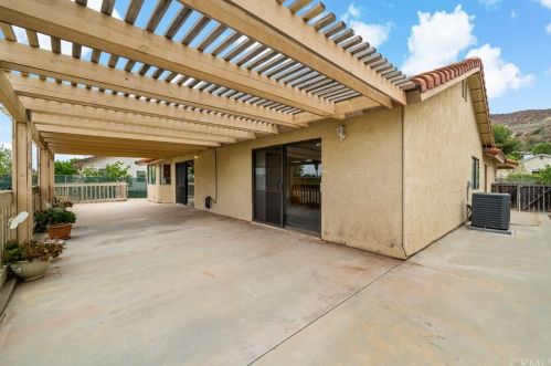 16078 Union Ave, Lake Elsinore CA  92530-1449 exterior