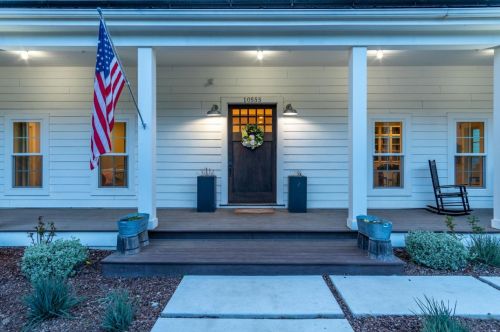 10555 Watsonville Rd, Gilroy CA  95020-9433 exterior