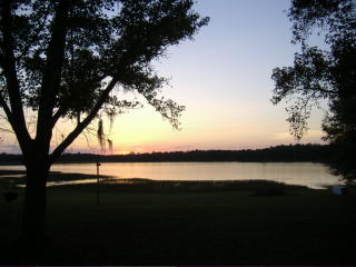 221 Long Lake Rd, Cross Creek, FL 32640-4266