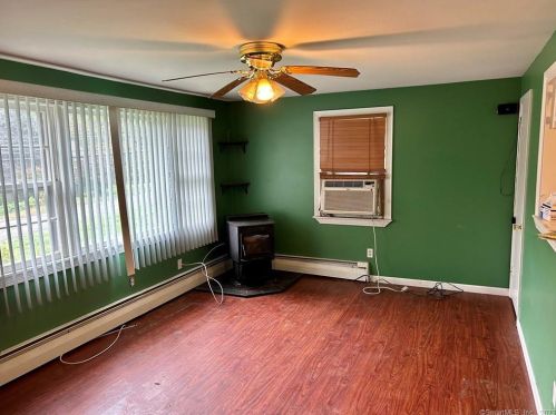 17 Holt St, Terryville CT  06786-4625 exterior