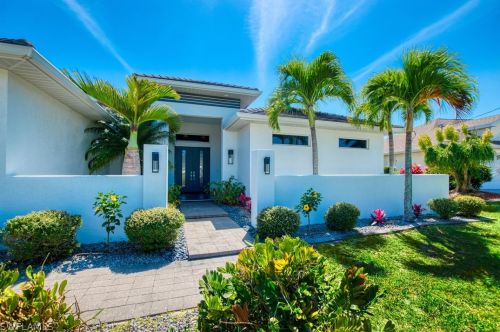 2212 47th Ter, Cape Coral, FL 33914-1734