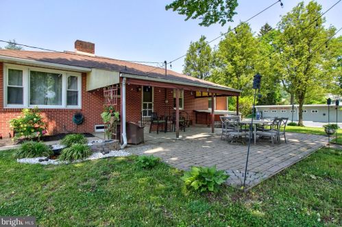 35 Ann St, Highspire PA  17034-1509 exterior