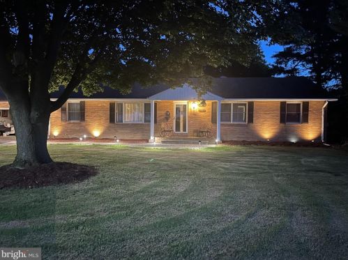 346 School Bell Rd, Bear DE  19701-1129 exterior