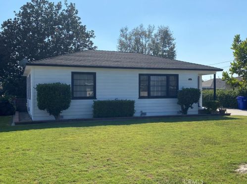8510 Luxor St, Downey, CA 90241-5136