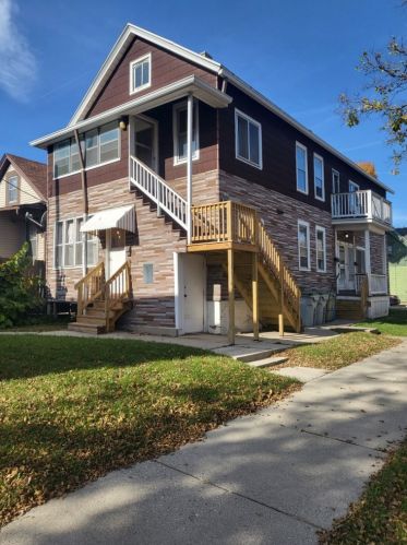 1903 7th St, Milwaukee, WI 53204-3917