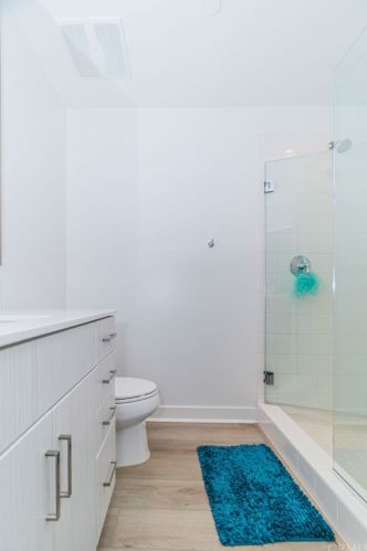 241 Elm Ave, Long Beach CA 90807-3403 exterior