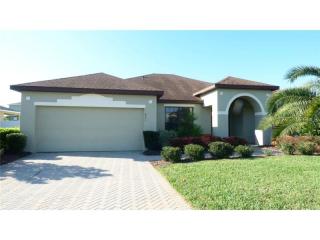 951 Grapewood St, Deltona, FL 32725-8229