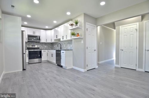 615 Fairhill Rd, Yardley PA  19067-7508 exterior