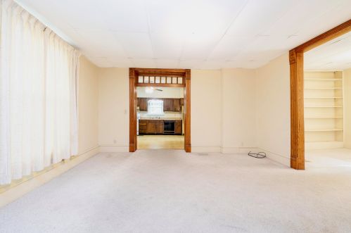 217 Spring Ave, Bellefontaine OH  43311-1803 exterior