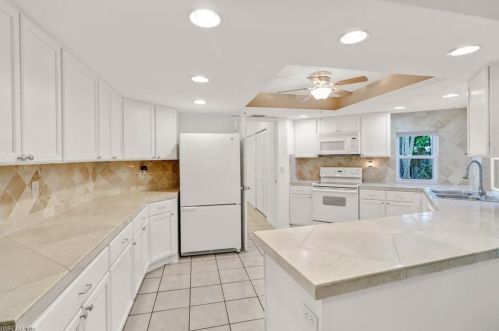 118 2nd St, Cape Coral, FL 33990-1044