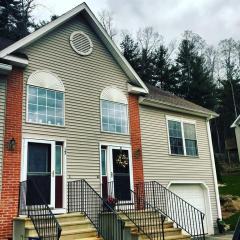 18 Palmer Rd, Monson MA  01057-9583 exterior