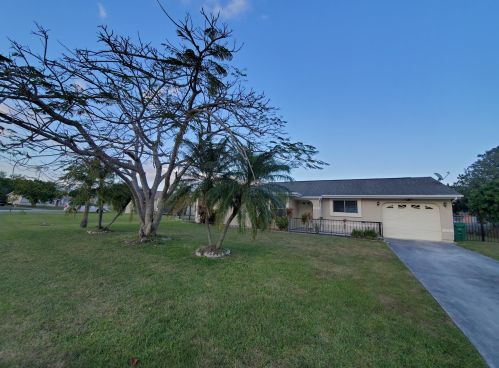 1417 Marisol Ln, Fort Pierce, FL 34952-7607
