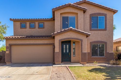 2647 Riviera Dr, Chandler, AZ 85249-4814