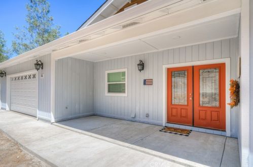 16 Zepher Way, Oroville, CA 95965-3749