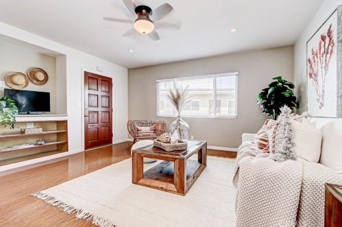 1117 Pacific Ave, Manhattan Beach, CA 90266-4936