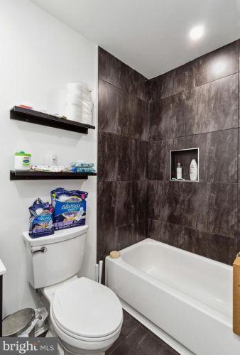 14688 Pinon Ct, Woodbridge VA  22191-3130 exterior