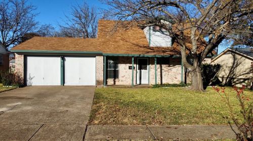 515 Fairmeadows Dr, Duncanville, TX 75116-2718
