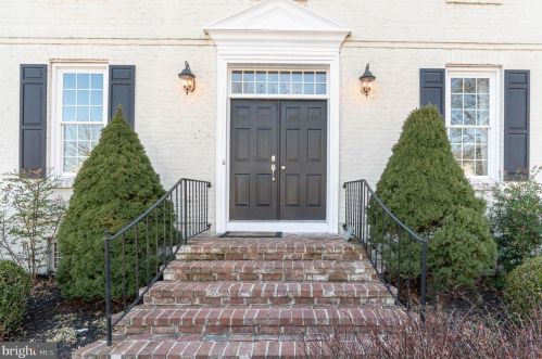 5921 Stephens Xing, Navy Sup Dpt PA 17050-6866 exterior