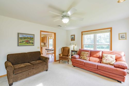 88 Wennington Dr, Poughkeepsie NY  12603-3843 exterior