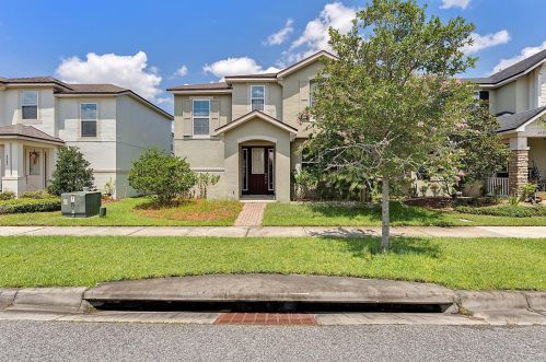 4997 Creekside Park Ave, Orlando, FL 32811-6465