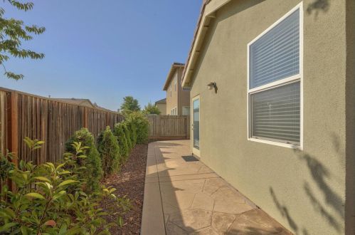 314 Wilson Cir, Greenfield CA  93927-5267 exterior
