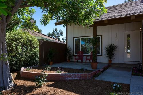 4137 Auburn Ave, Oceanside CA  92056-6018 exterior