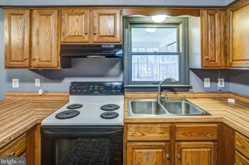 3791 Gardners Rd, Mineral VA  23117-3001 exterior