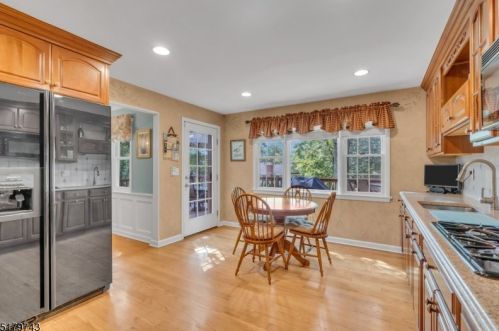 121 Southern Blvd, Chatham Township NJ 07928-1323 exterior