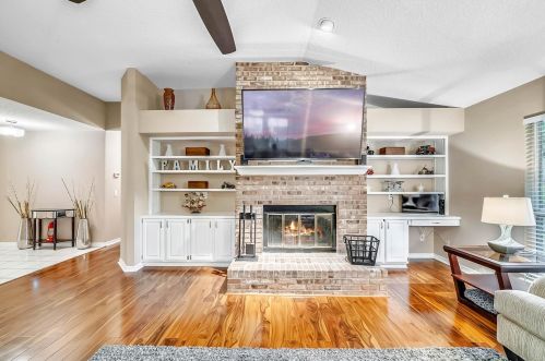 111 Pne Vly Ct, De Bary FL 32713-2302 exterior