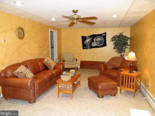 27 Eaton St, Schuylkill Haven PA  17972-1022 exterior