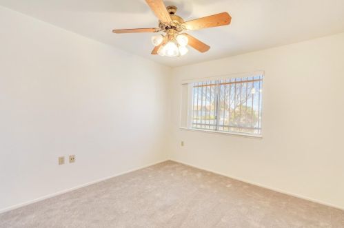 754 Meadowlark Ave, Los Banos CA  93635-3020 exterior