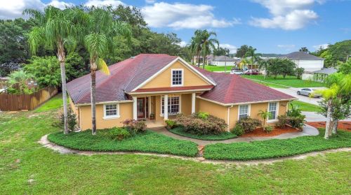 2560 Adelia Blvd, Deltona, FL 32725-2315