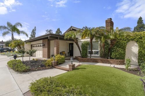 6437 Calle Del Norte, Anaheim, CA 92807-4203