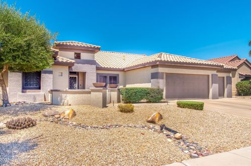 17536 Amberwood Dr, Sun City, AZ 85374-5601