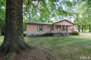124 Mangums Dr, Eagle Rock, NC 27591-9556