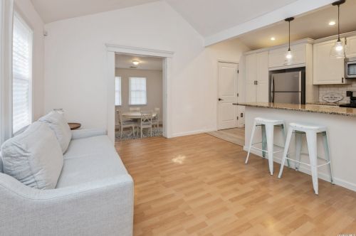 1026 Howells Rd, Bayshore, NY 11706-2731