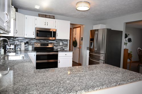 3305 Gooding Rd, Marion OH  43302-9001 exterior