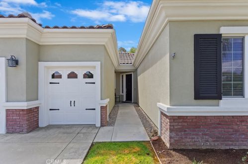 991 Gleneagles Rd, Beaumont CA  92223-8525 exterior