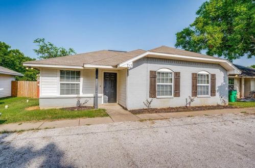 717 Caddell St, Aubrey, TX 76227-9234