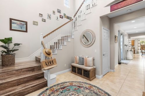 27406 Quincy Ln, Temecula CA  92591-4402 exterior