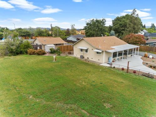 1688 Guerneville Rd, Santa Rosa, CA 95403-4110