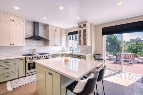 12 Dornoch Way, Trabuco Canyon CA  92679-4920 exterior