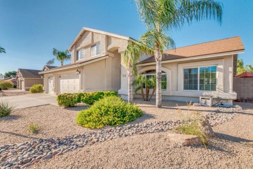 4320 Soft Wind Dr, Glendale, AZ 85310-3905