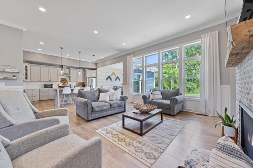 1043 Carryback Dr, Pataskala OH 43062-9543 exterior