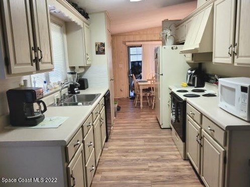 622 Royal Tern Dr, Sebastian FL  32976-7360 exterior