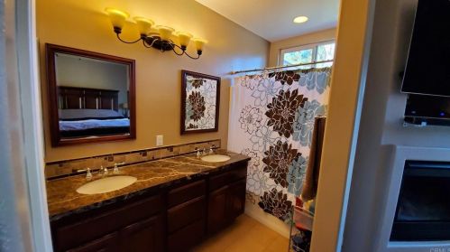 2293 Marquand Ct, Alpine CA  91901-6201 exterior